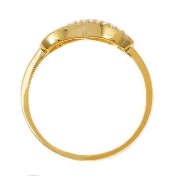 Subtle Spark Gold Ring