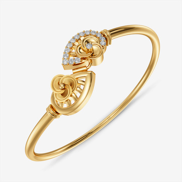 Elegant Gold Bangle