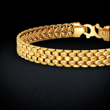 Golden Essential Bracelet