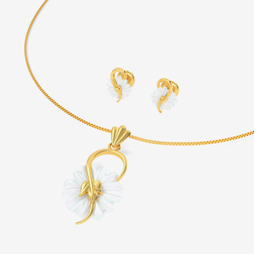 Floral Gold Pendant Set