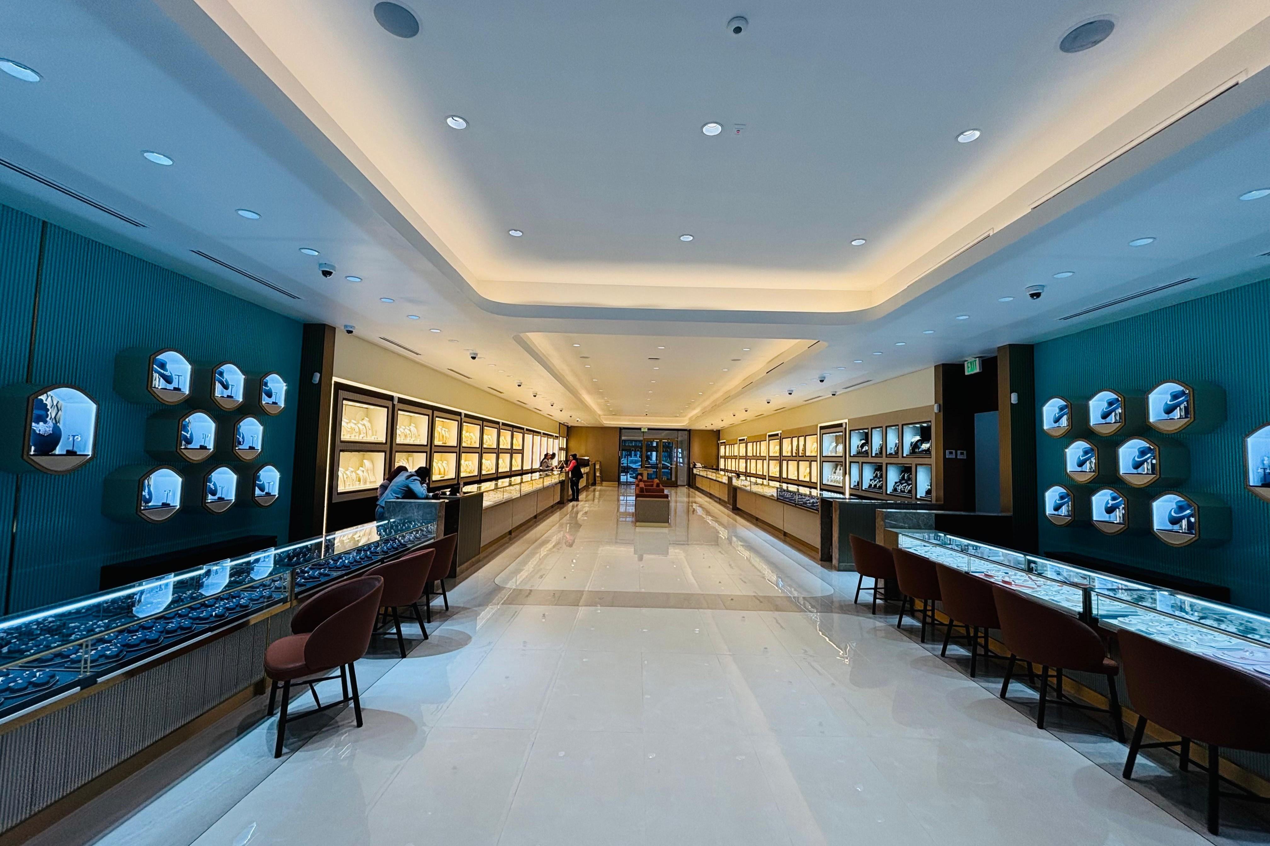 store-8
